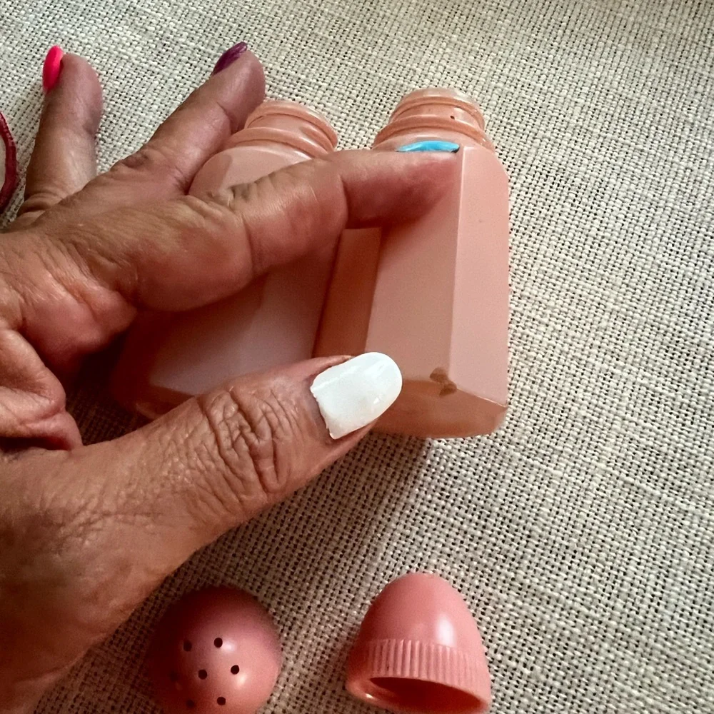 VTG Hazel Atlas Pink Salt and Pepper Shakers